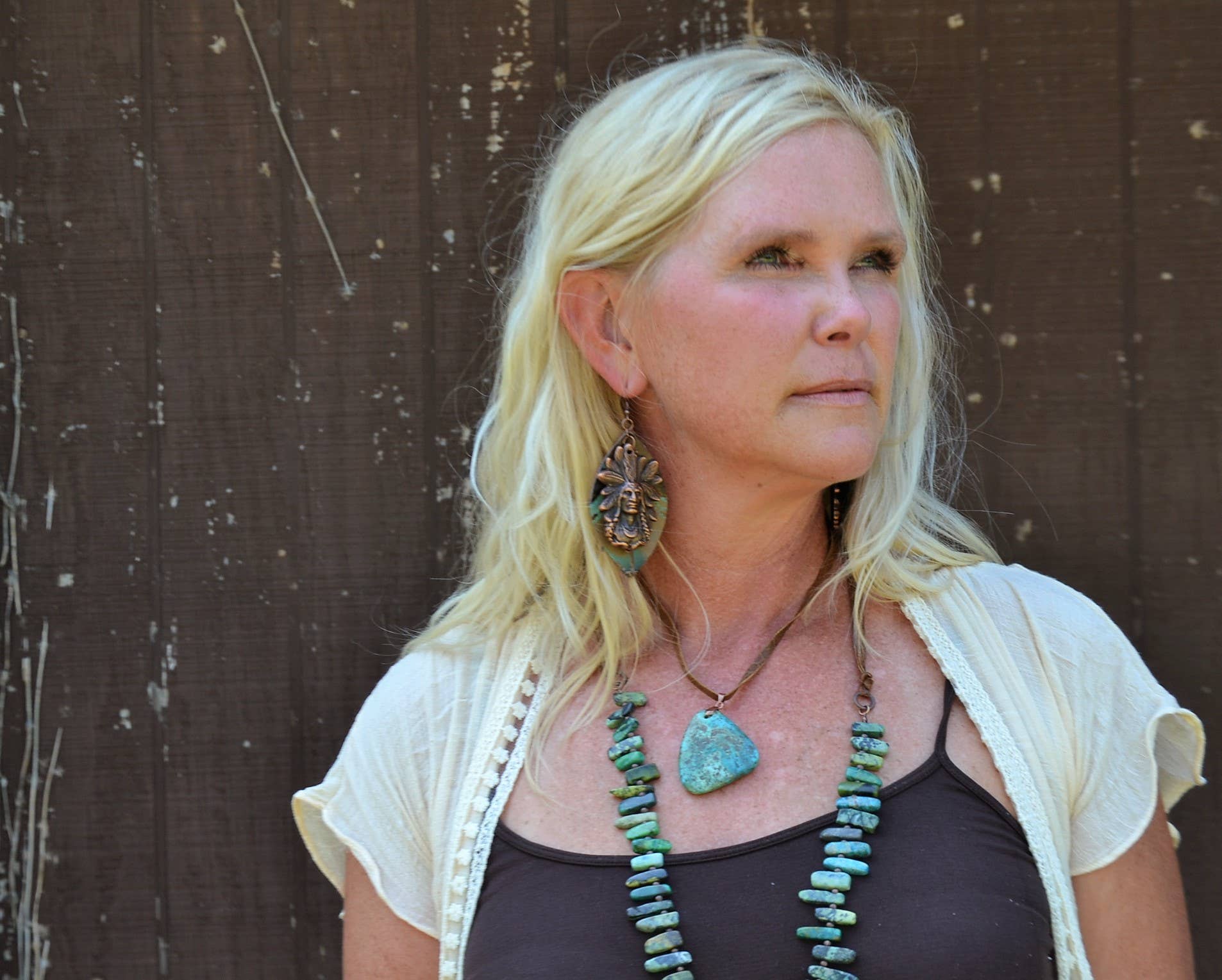 Leather Necklace with Genuine Natural Turquoise Pendant 249q