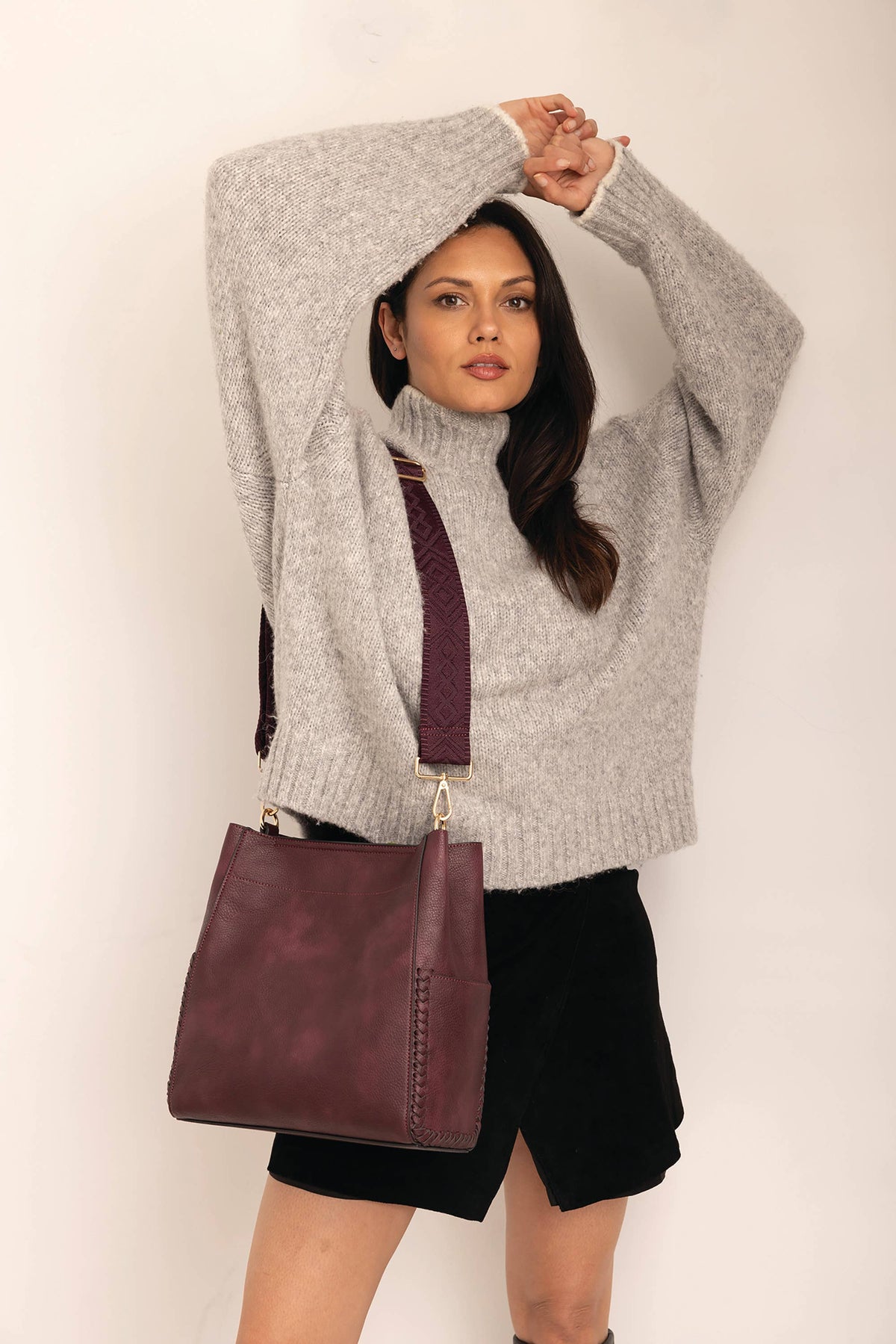 Penny 2-in-1 Bucket Bag w/ Guitar Strap