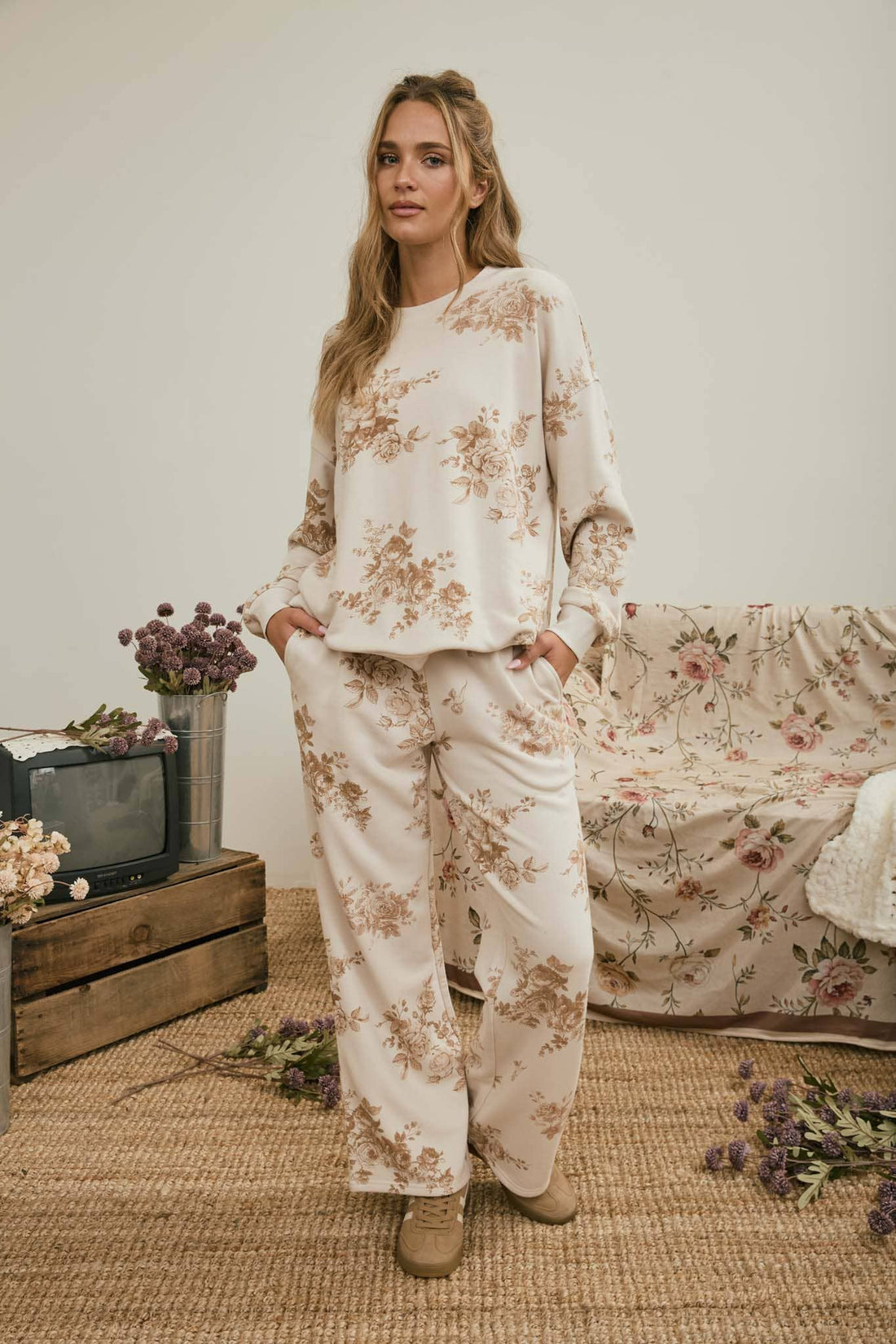 Magnolia Floral Toile Lounge Set