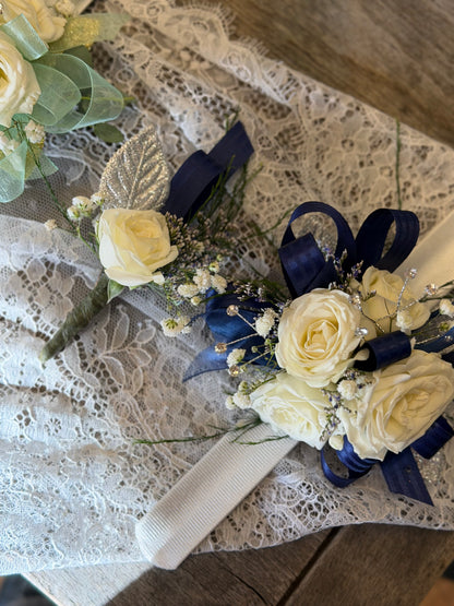 Wristlet Corsage