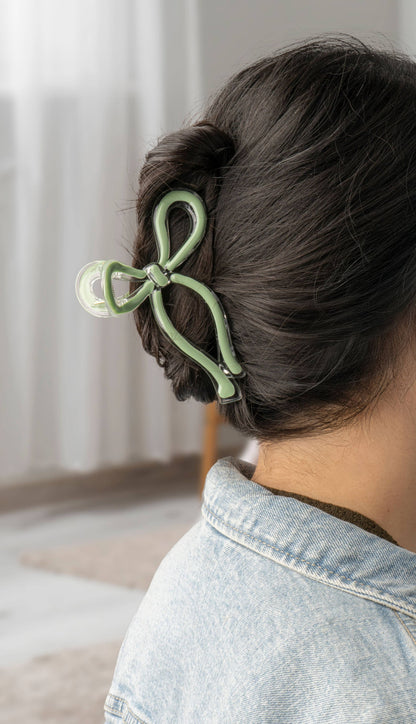 Crush Very Demure Bow Hair Clip