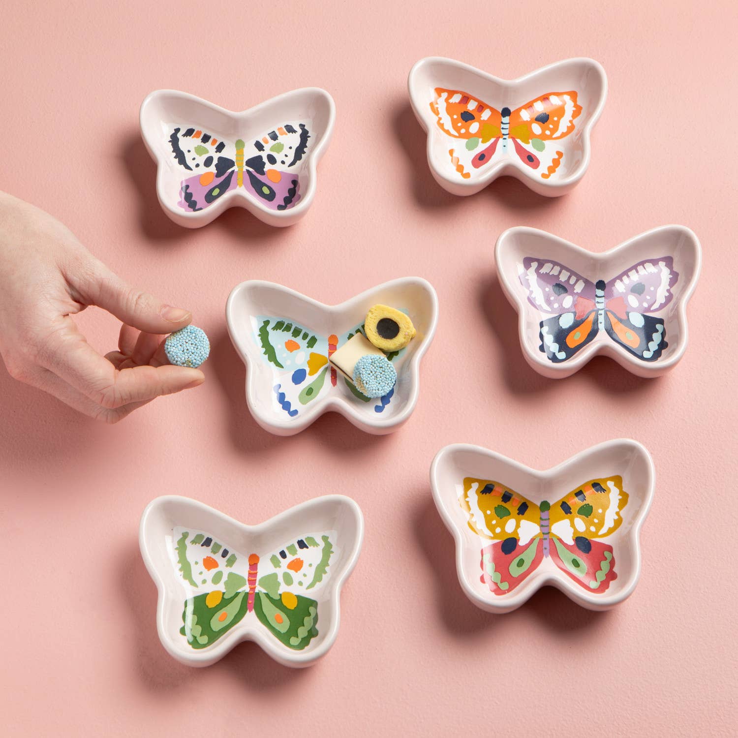 Flutter By Shaped Pinch Bowls