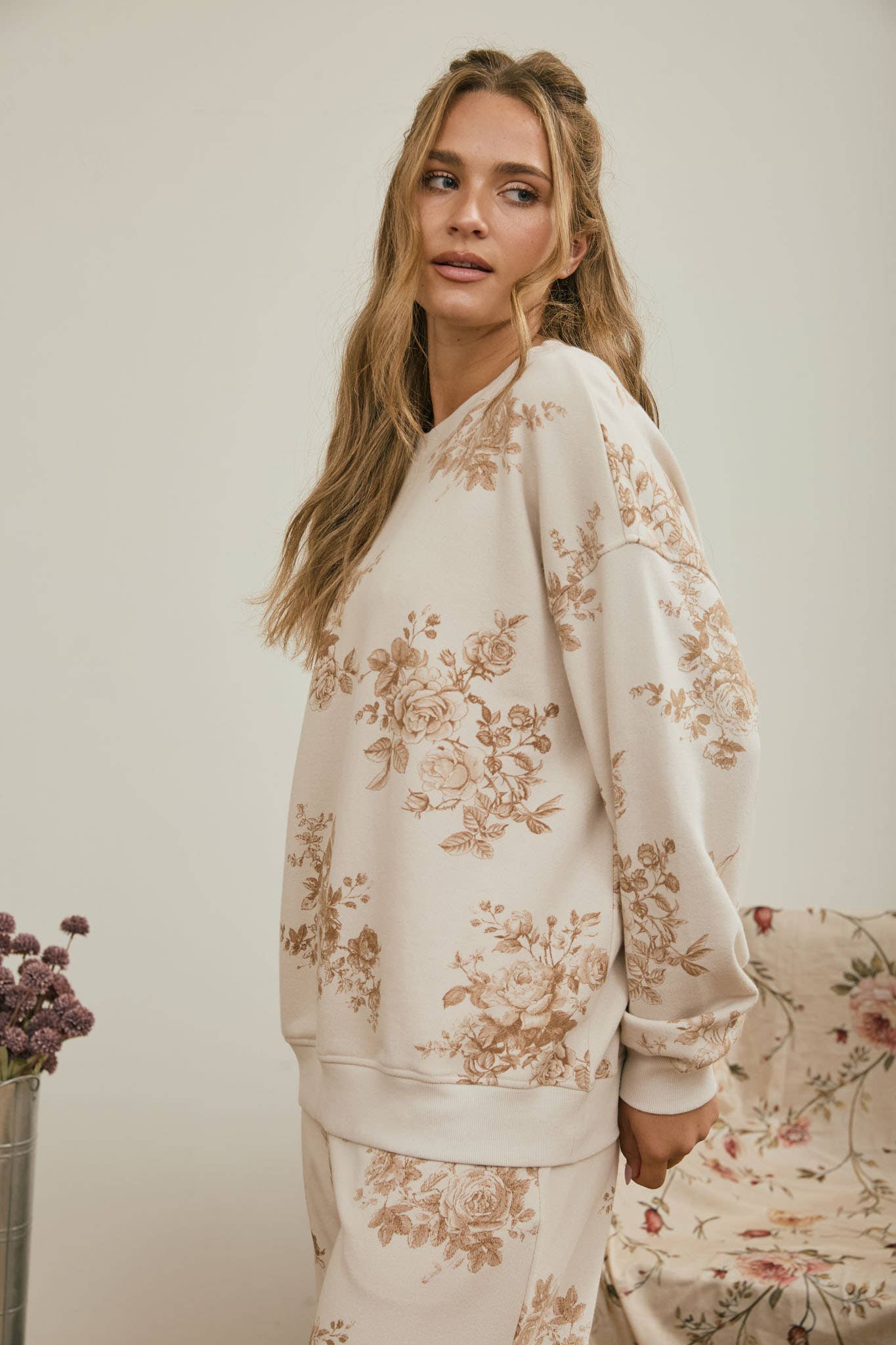 Magnolia Floral Toile Lounge Set